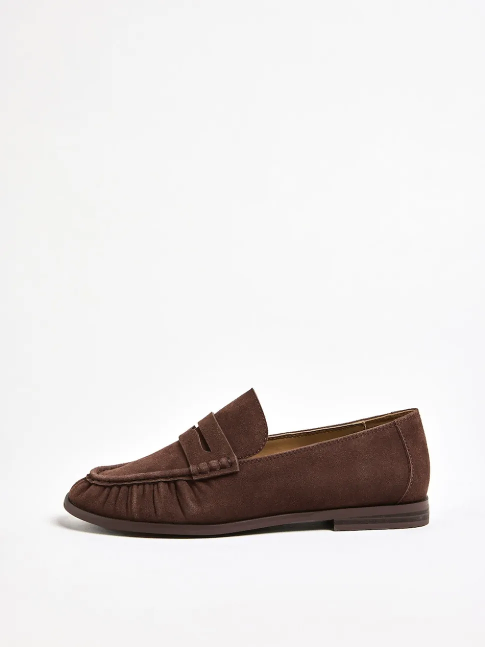 Chocoladebruin - Friends Like These Flat Ruched Comfort Slip On Penny Loafers
