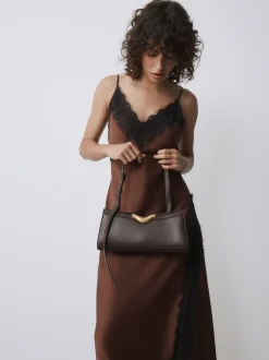 Chocoladebruin - Hardware Detail Shoulder Bag
