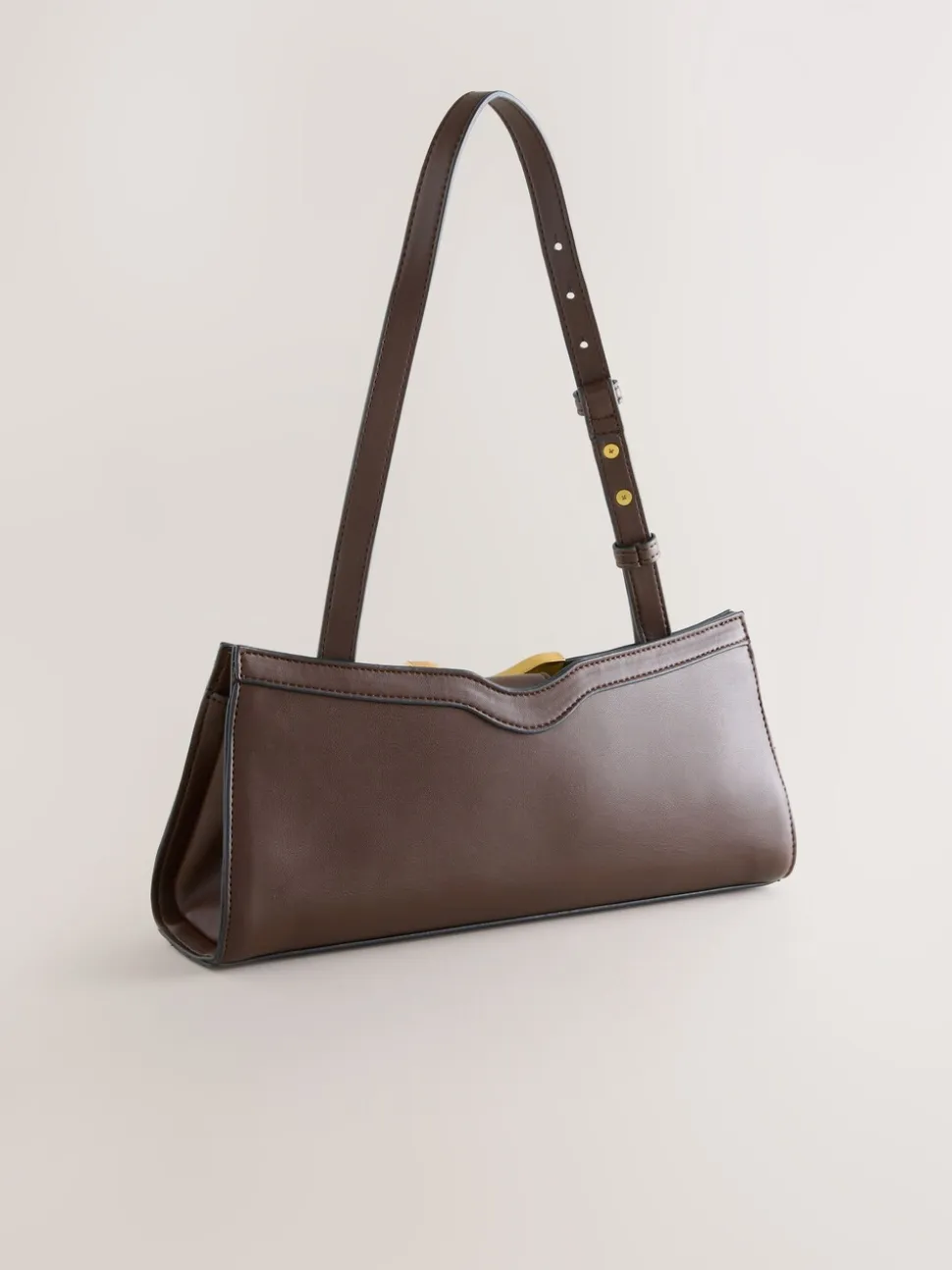 Chocoladebruin - Hardware Detail Shoulder Bag