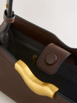 Chocoladebruin - Hardware Detail Shoulder Bag