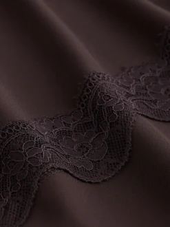 Chocoladebruin - Lace Detail Long Sleeve Top