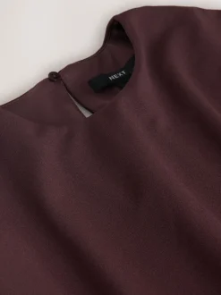 Chocoladebruin - Lange jurk met cape