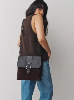 Chocoladebruin - Leren messenger-tas met vak