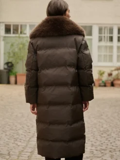 Chocoladebruin - Premium Longline Padded Coat with Faux Fur Collar