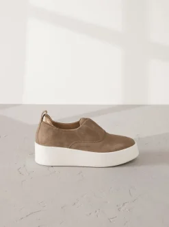 Chocoladebruin - Signature leren sneakers met dikke plateauzolen en sleehak