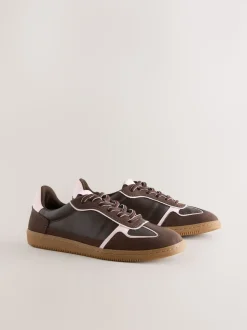 Chocoladebruin - Sneaker met veters