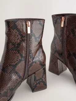 Chocoladebruin Slang - Forever Comfort® Square Toe Block Heel Ankle Boots