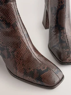 Chocoladebruin Slang - Forever Comfort® Square Toe Block Heel Ankle Boots