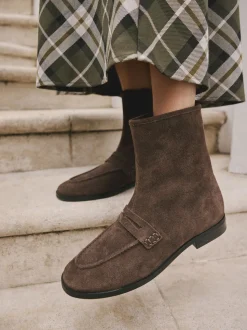Chocoladebruin suède - Forever Comfort® enkellaarsjes in loaferstijl