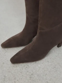 Chocoladebruin suède - Forever Comfort® Knee High Chisel Toe Heeled Boots