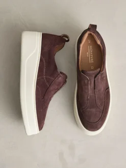 Chocoladebruin suède - Signature leren sneakers met dikke plateauzolen en sleehak