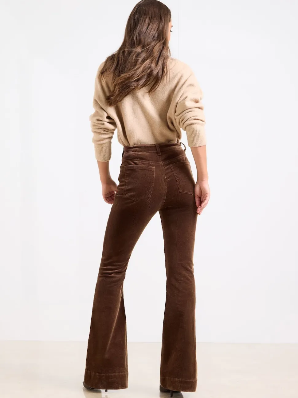 Chocoladebruine corduroy - Lipsy Glam jeans met wijde pijpen
