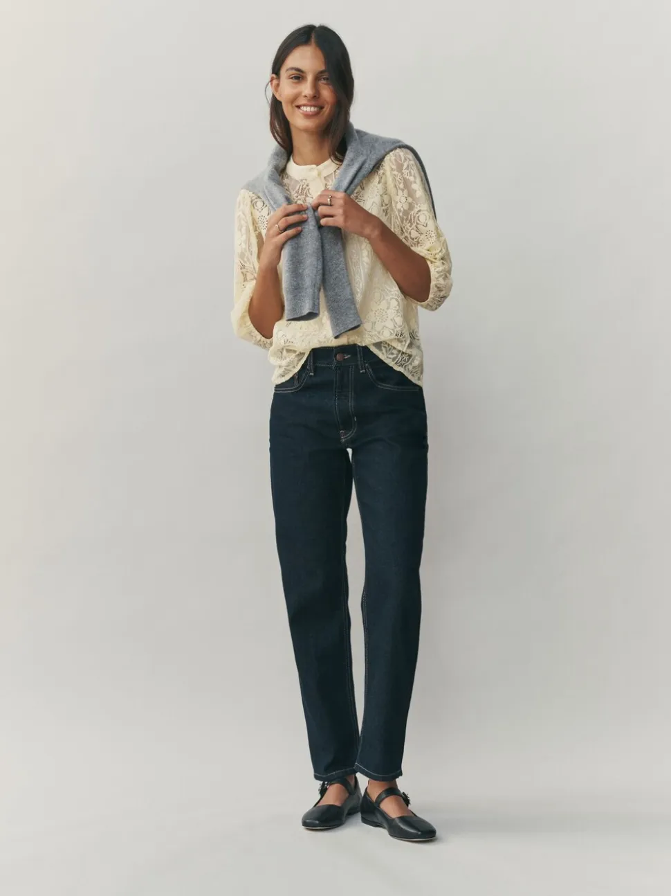 Citroengeel - Lace Half Sleeve Blouse