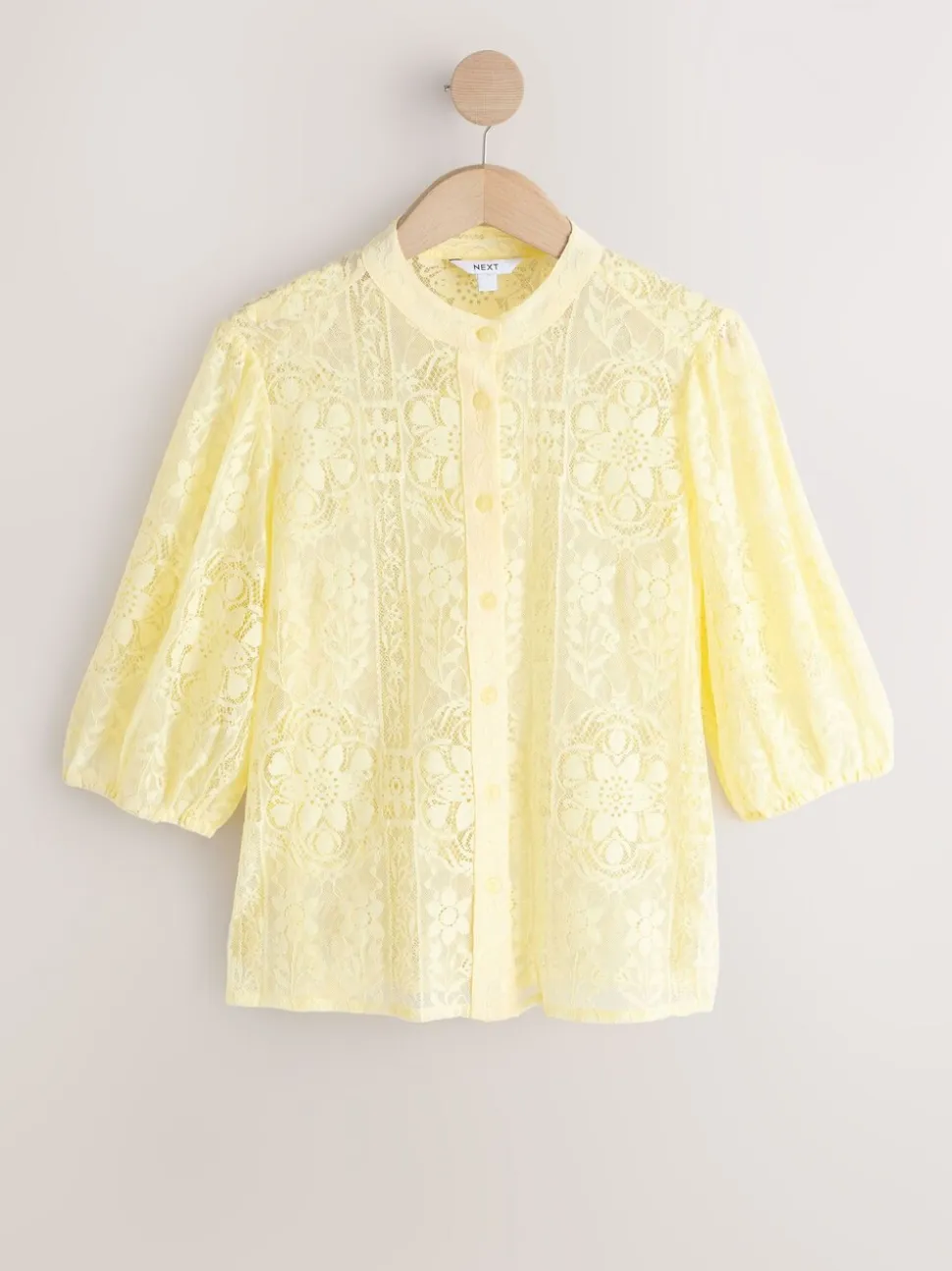 Citroengeel - Lace Half Sleeve Blouse