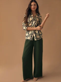 Cream/Green Geometric Print - Lyocell Blend Collared V-Neck Shirt