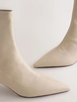 Crème - Forever Comfort® Pointed Toe Sock Boots