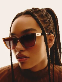 Crème - QUAY Call The Shots Remixed Sunglasses