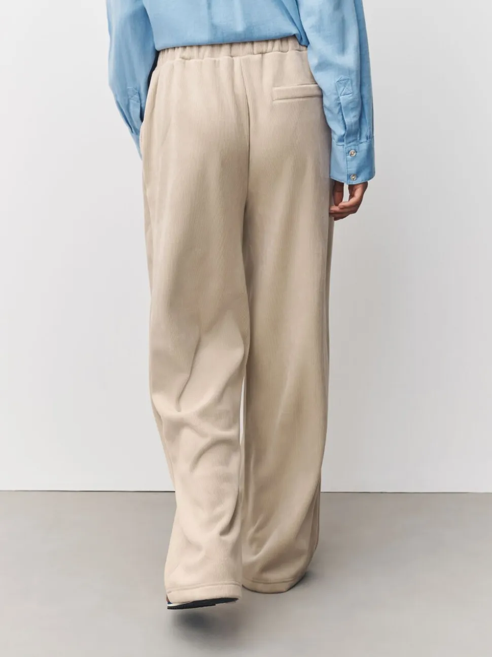 Crème - Soft Feel Cord Wide Leg Trousers