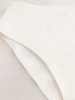 Crème - Vormgevend slipje met buikcorrectie van premium katoenmix