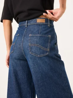 Denim donkerblauw - FatFace jeans met wijde pijpen en cropped model