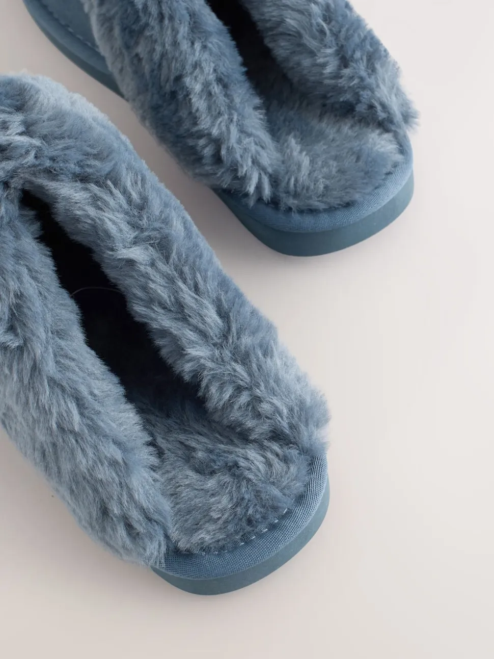 Denimblauw - Met imitatiebont gevoerde suède pantoffelmuiltjes