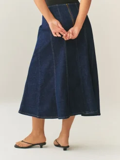Denim-wassing - Hourglass Full Seamed Midi Skirt
