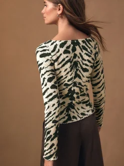 Dierenprint - Shirred Long Sleeve Slash Neck Top