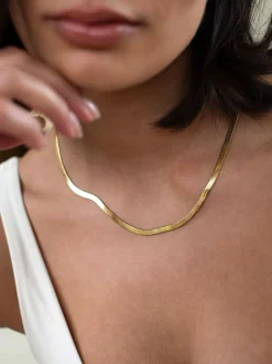 D.Louise Waterproof Essentials Snake Chain Necklace