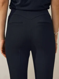 Donkerblauw - Corrigerende broek met grote zakken