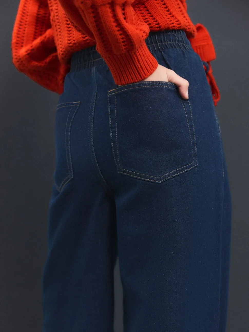Donkerblauw - Denim joggingbroek met plooitjes en wijde pijpen