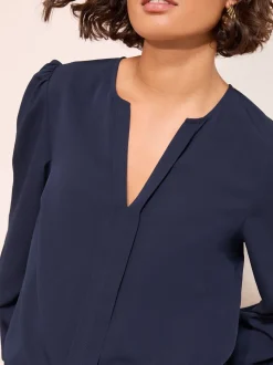Donkerblauw - Friends Like These Long Sleeve Pleat Front Detail Blouse