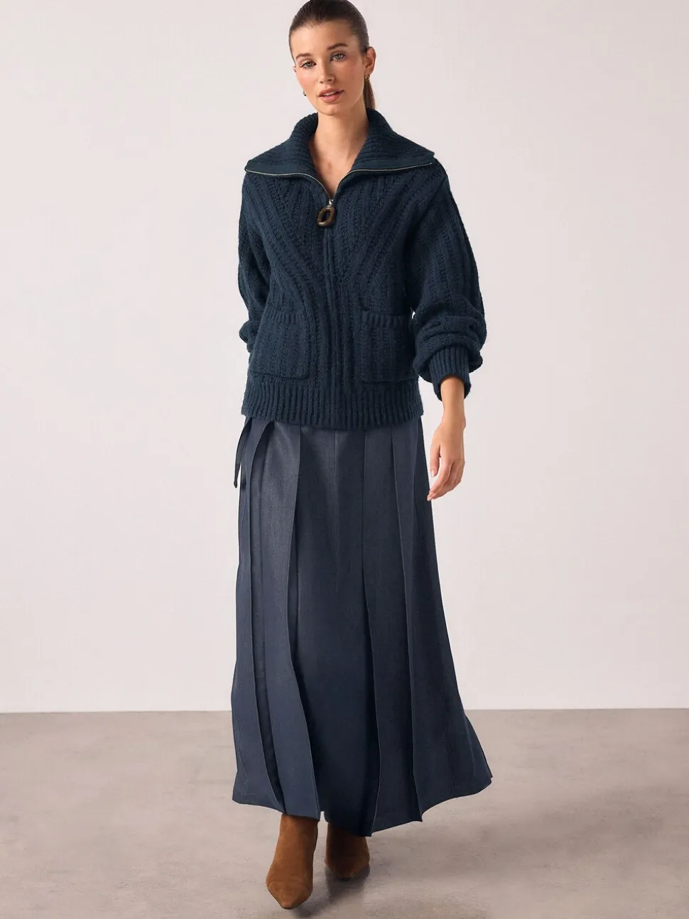 Donkerblauw - Stitchy Knitted Zip Up Collar Cardigan