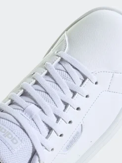 Donkerwit - adidas Urban Courts