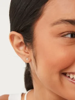 Echt zilver - Hartvormige oorknopjes met siersteentjes