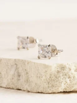 Echt zilver - Vierkante oorknopjes met zirkonia