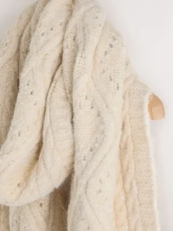 Ecru - Cable Knit Cosy Scarf