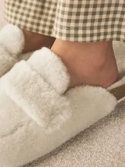 Ecru - Faux Fur Heart Footbed Slippers