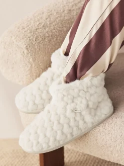 Ecru - Faux Fur Heart Slipper Boots