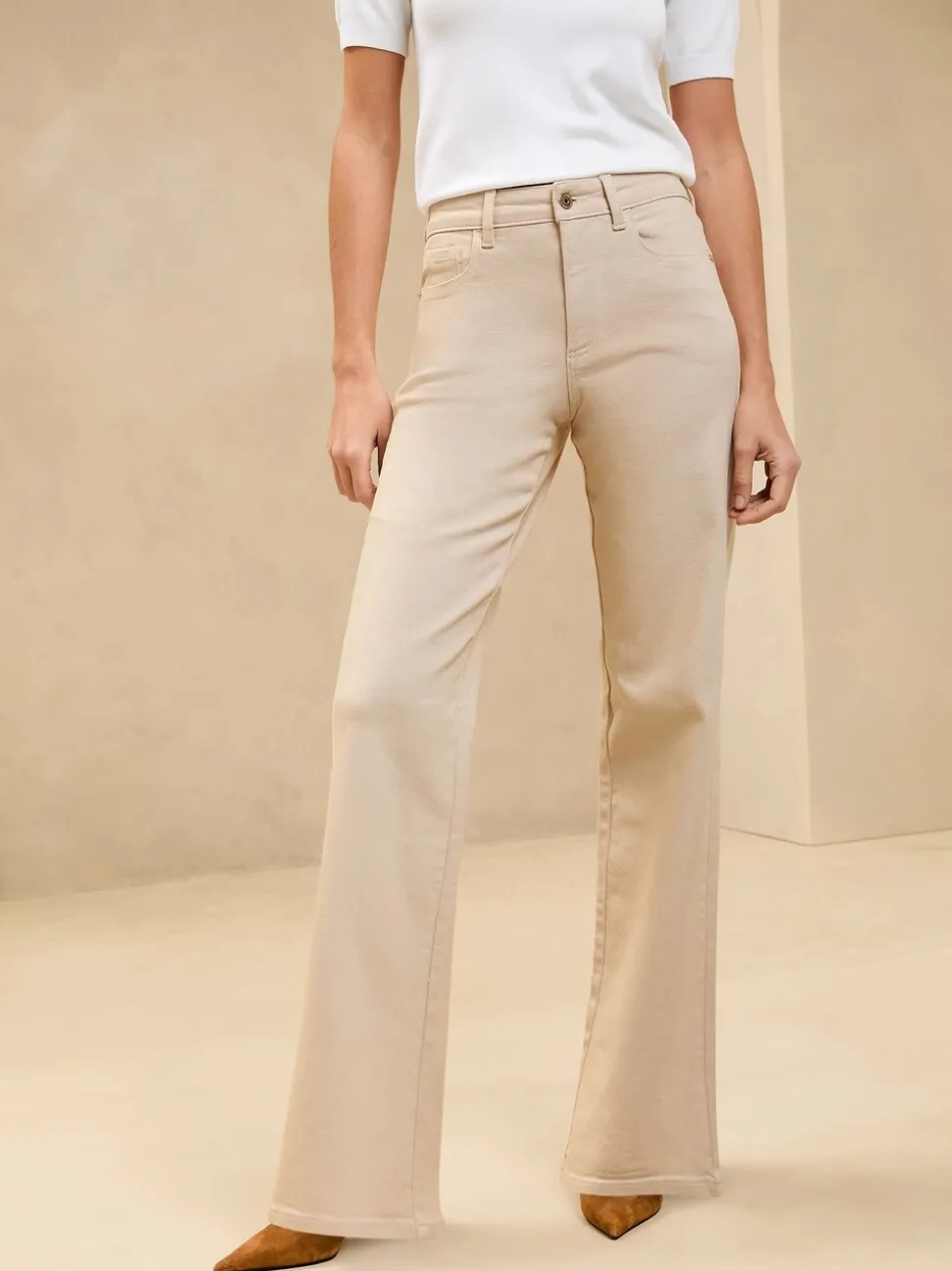 Ecru - Lipsy - Jeans met een middelhoge taille en wijde pijpen