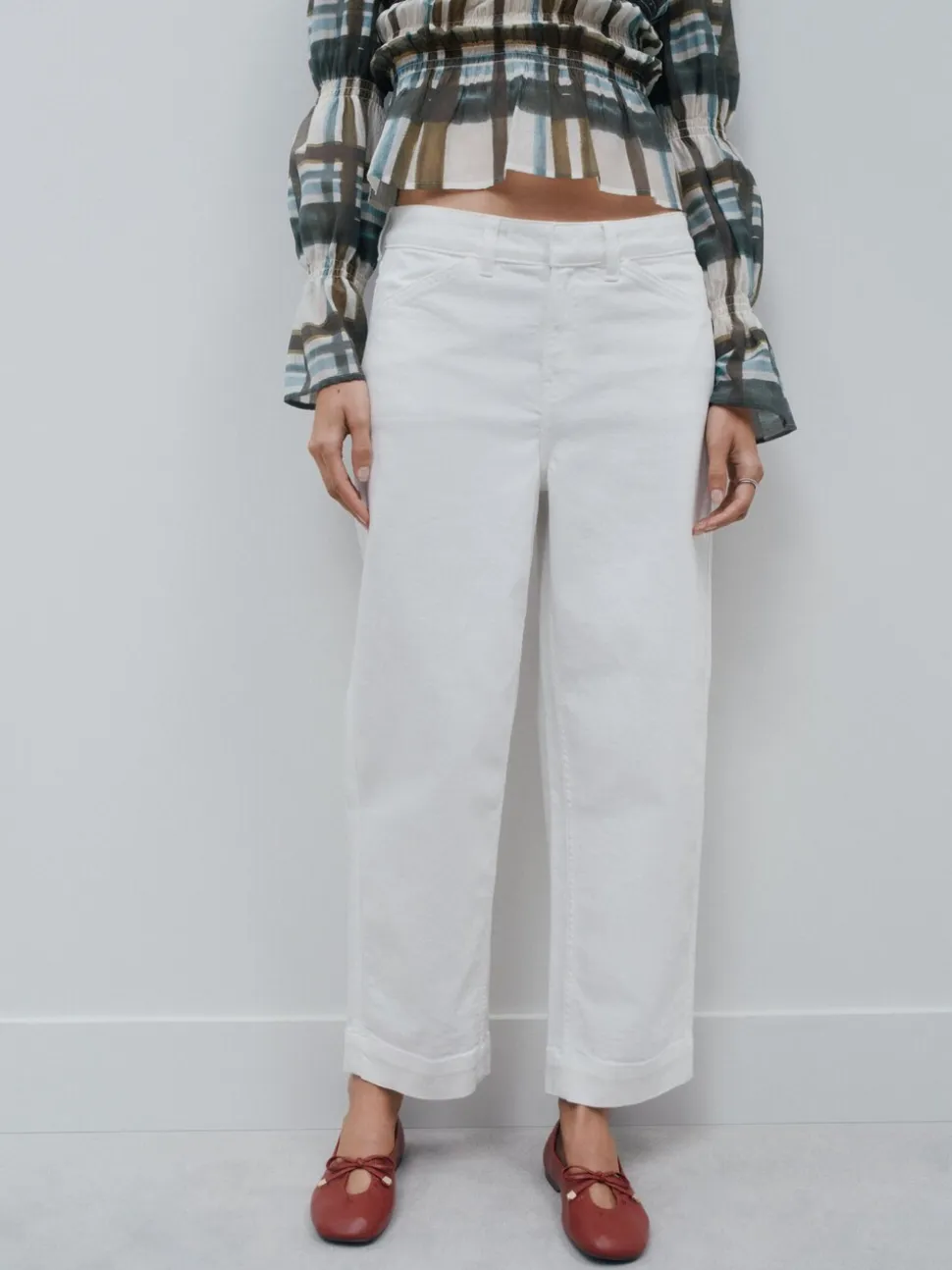 Ecru - Wide Leg Barrel Denim Jeans