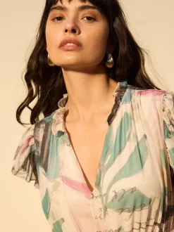 Ecru met bloemenmotief - Halflange geplooide mesh gelegenheidsmaxi-jurk met print en V-hals
