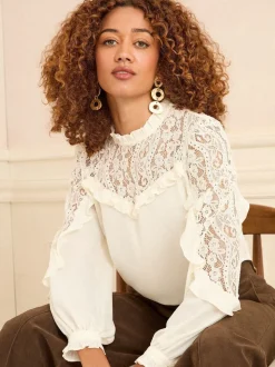 Ecruwit - Love & Roses Crew Neck Lace Yoke Long Sleeve Blouse