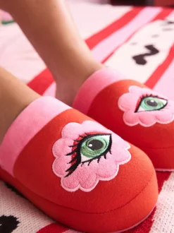 Eleanor Bowmer rode/roze muiltjes met oog borduursel
