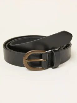 FatFace leren riem met hartvormige studs
