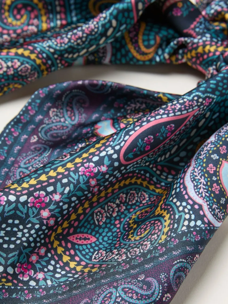 FatFace Mosaic Tie Scrunchie