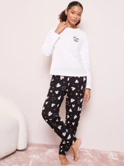 Friends Like These Bonne Nuit Heart Long Sleeve Pyjamas
