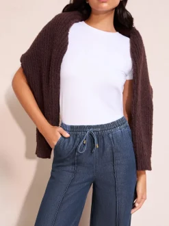 Friends Like These Everyday Elastic Wide Leg Jeans