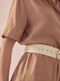 Gebroken wit - Brede riem met vlechtdetail
