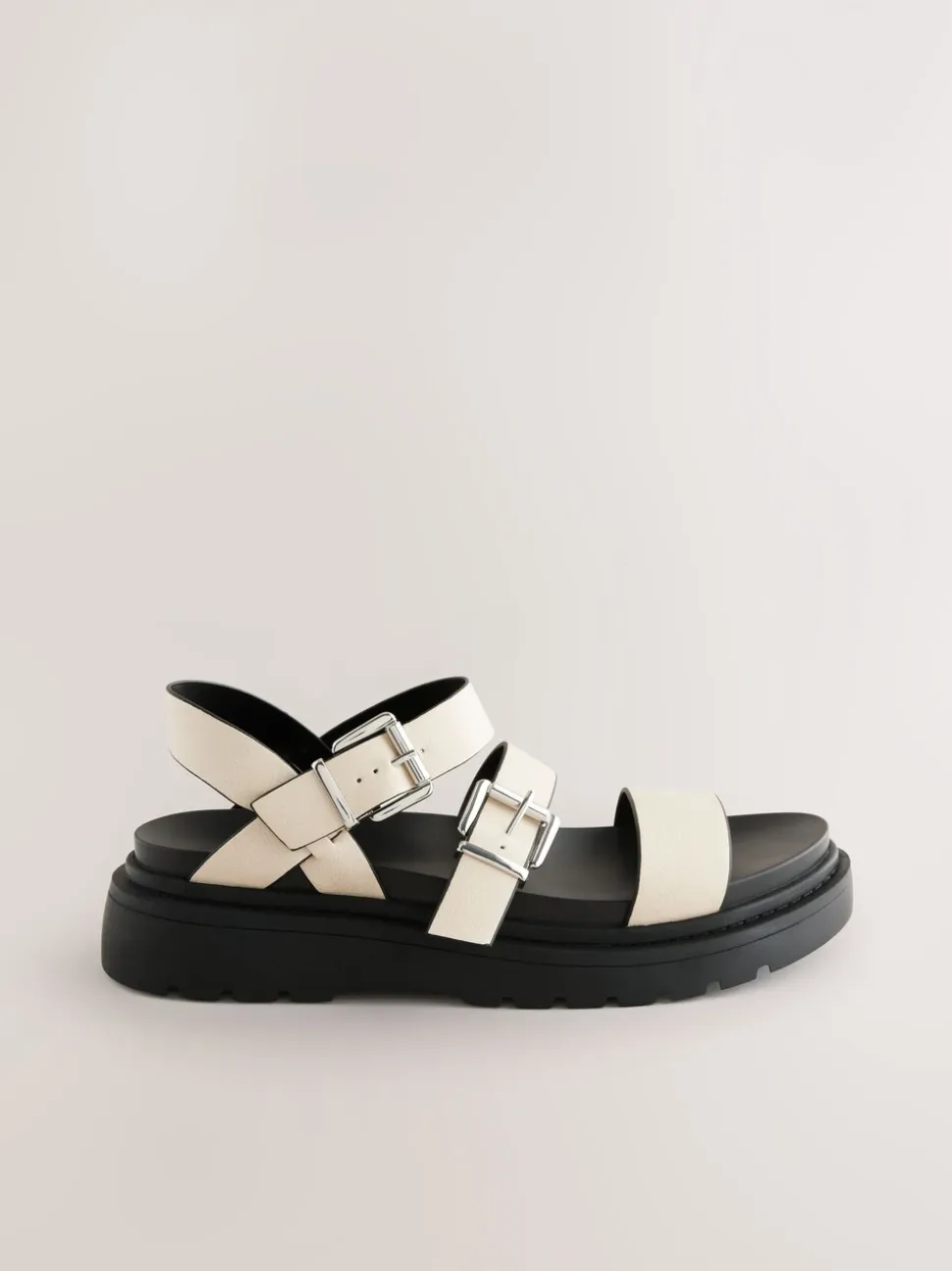 Gebroken wit - Sandalen met dikke zool en gesp