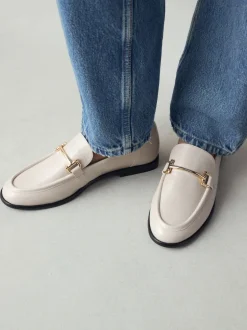 Gebroken wit - Trim Round Toe Loafers